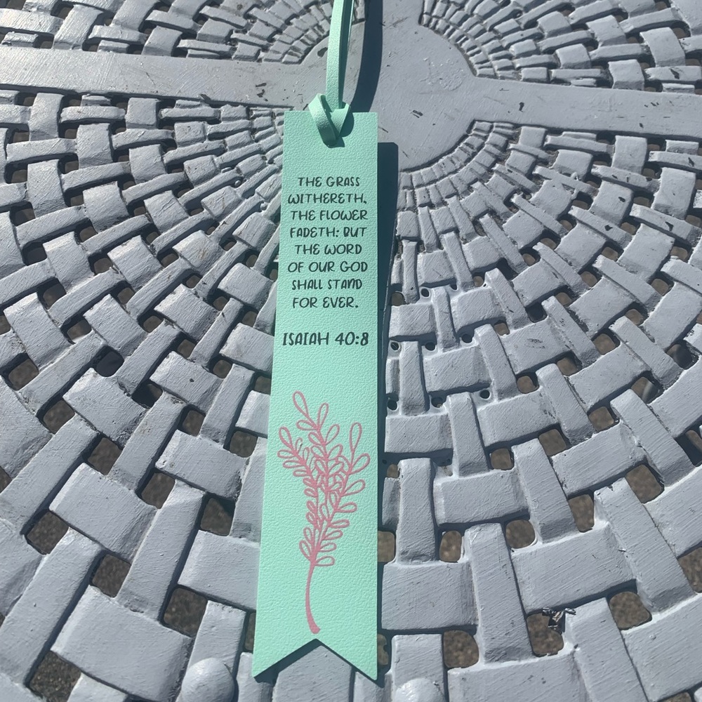 Leaf —— Spring Bookmark